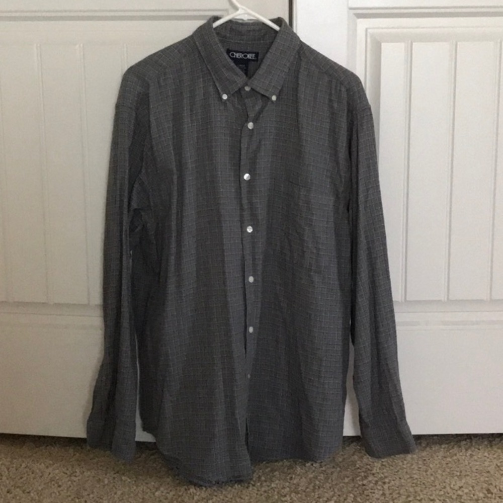 Vintage men’s grey button down shirt